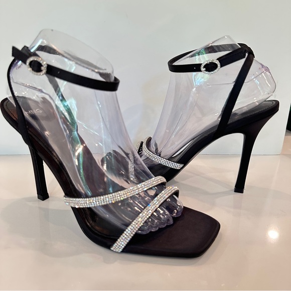 MNG Stiletto Heels Sz 40 / 9 Rhinestone Ankle Straps Black Shoes Mango - Picture 1 of 10